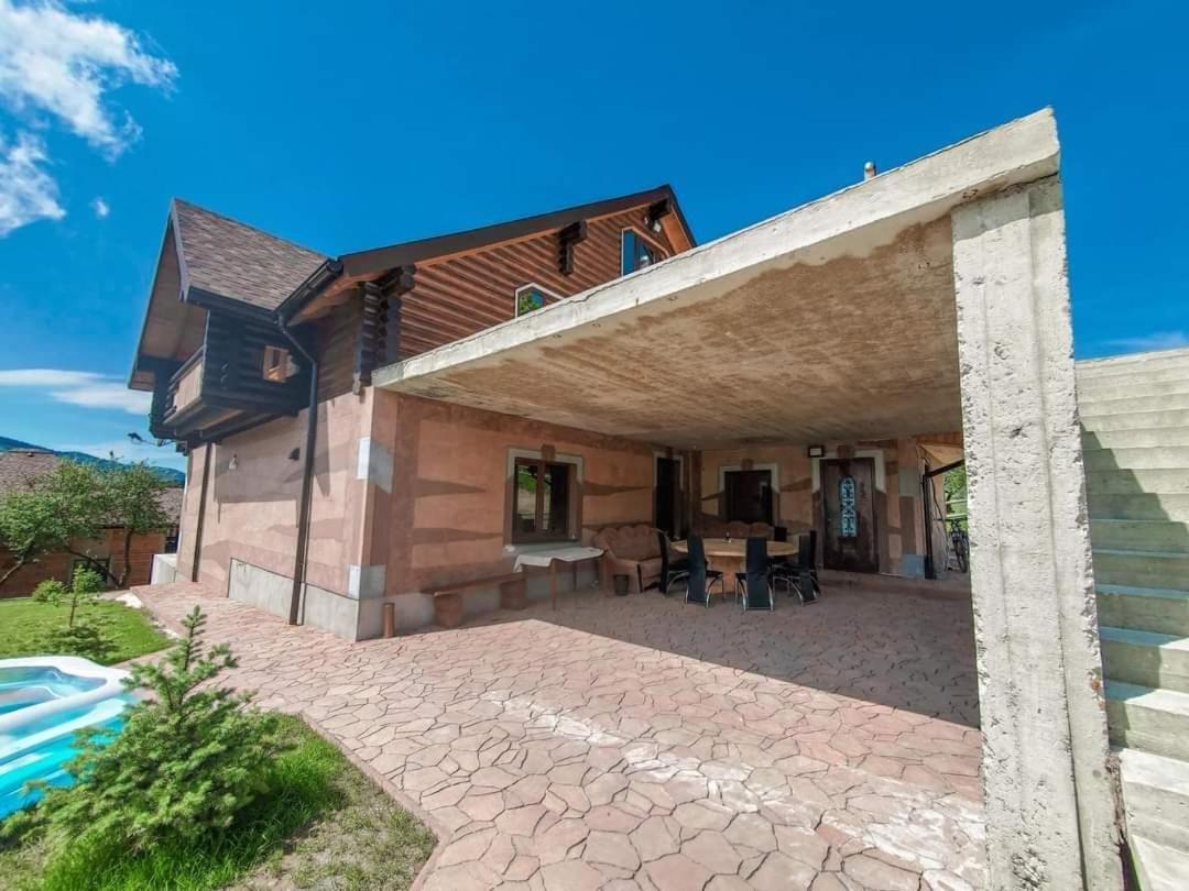Галерея Карпат Plave Exteriör bild